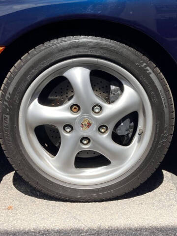 2000 Porsche 911 Carrera