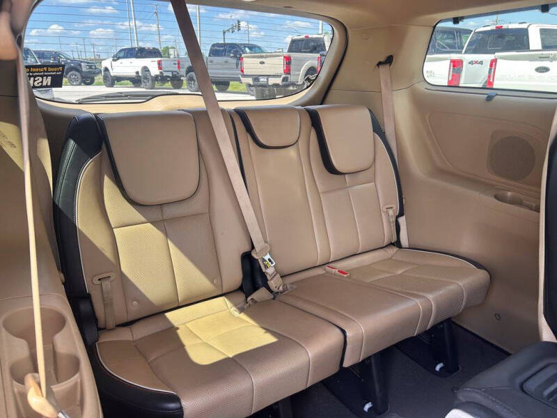 2017 Kia Sedona LX