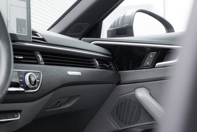 2020 Audi A4 quattro Premium Plus 45 TFSI