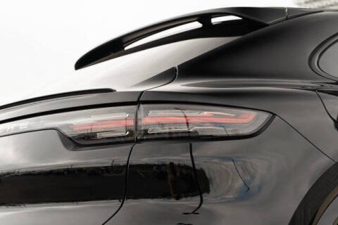 2020 Porsche Cayenne S Coupe