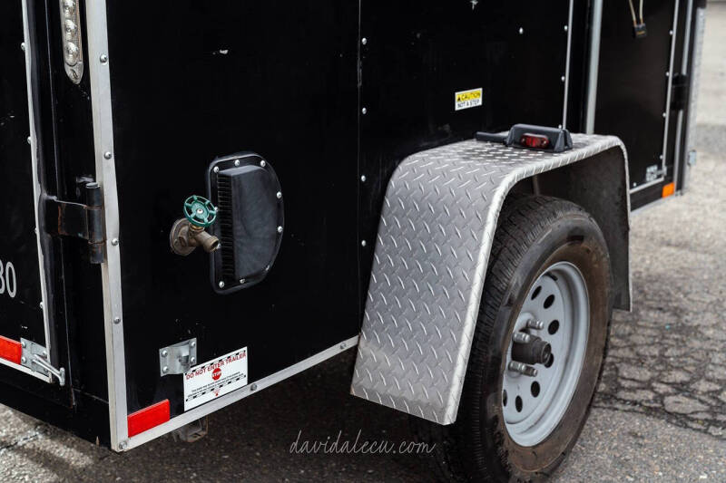 2017 Interstate 1AXLE