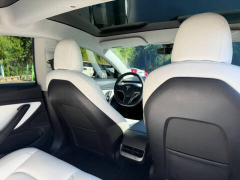 2021 Tesla Model 3 Long Range