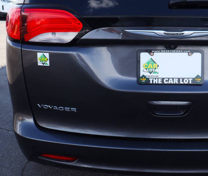 2021 Chrysler Voyager LXi