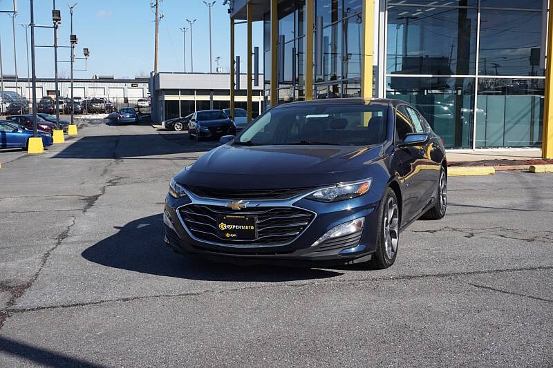 2022 Chevrolet Malibu for sale at CarSmart in Temple Hills MD