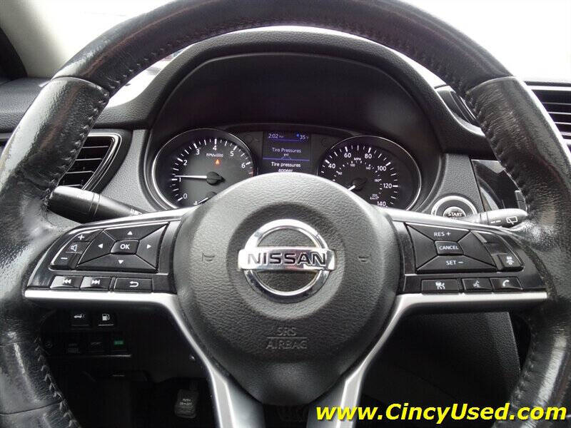 2018 Nissan Rogue SV