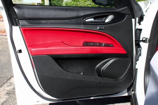 2021 Alfa Romeo Stelvio Sprint