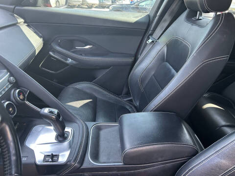 2019 Jaguar E-PACE P300 R-Dynamic S