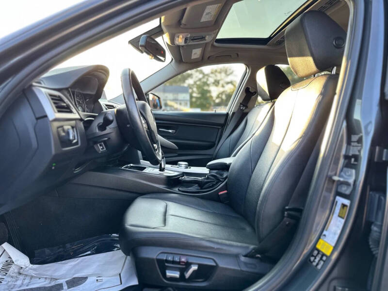 2018 BMW 3 Series 320i xDrive