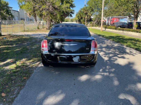 2013 Chrysler 300