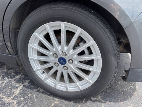 2016 Ford C-MAX Hybrid SE