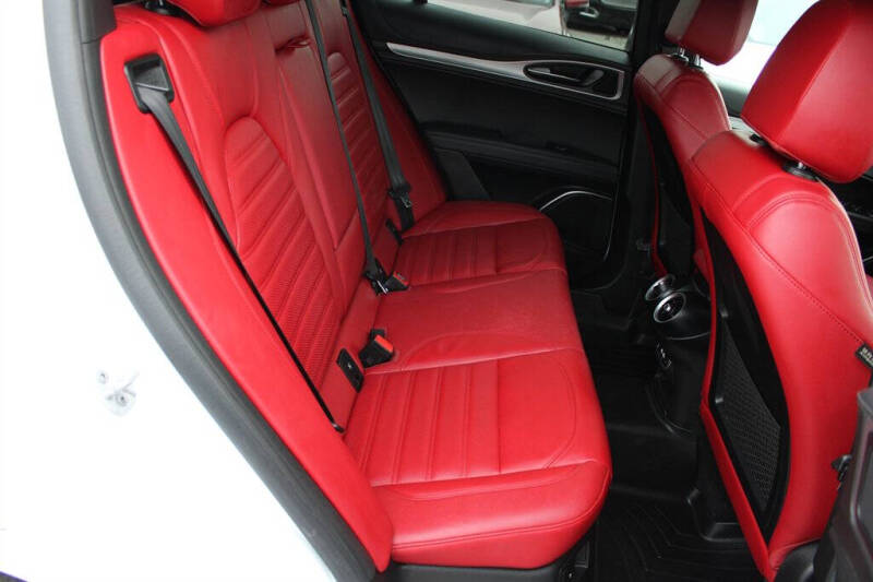 2023 Alfa Romeo Stelvio Ti