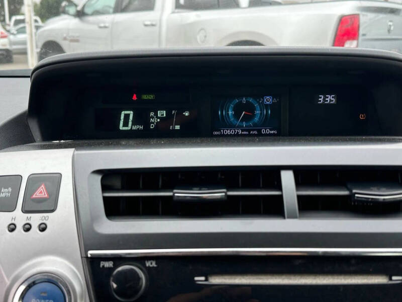 2015 Toyota Prius v Three