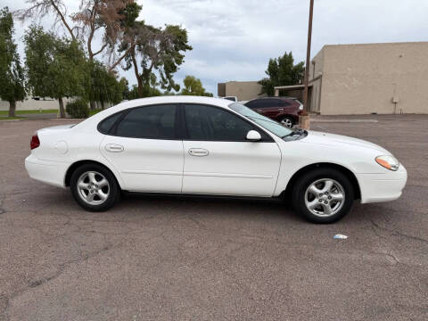 2002 Ford Taurus SE