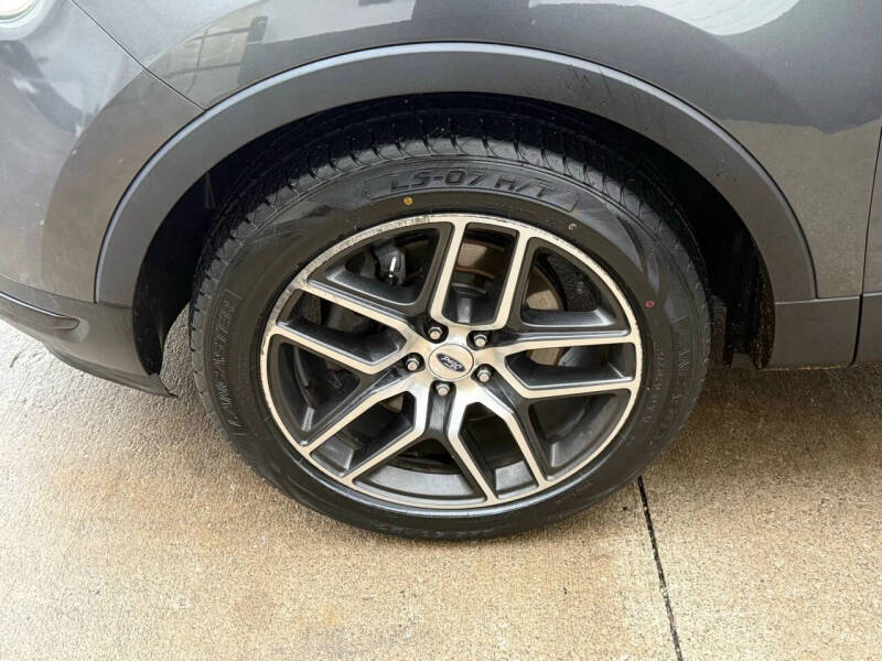 2019 Ford Explorer Sport