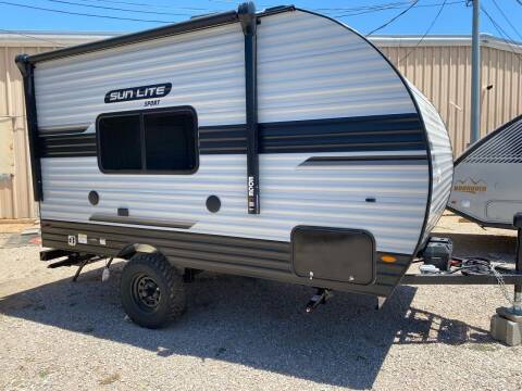 2022 SUNSET PARK & RV SUNLITE 16BH S SOLAR PACKAGE for sale at ROGERS RV in Burnet TX