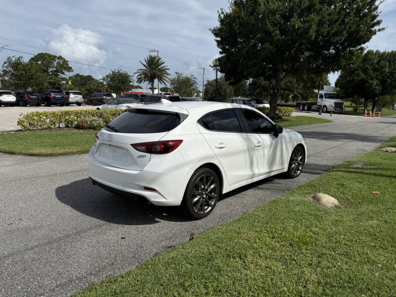 2018 Mazda MAZDA3 Grand Touring