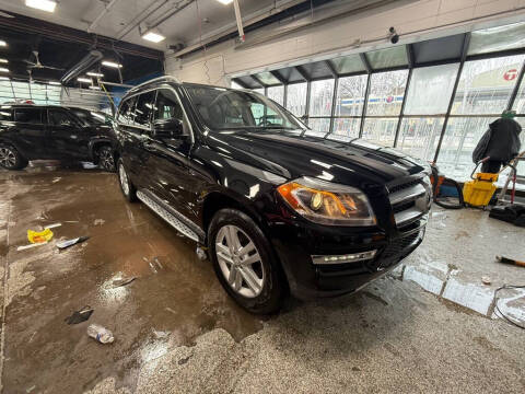 2015 Mercedes-Benz GL-Class for sale at Lake Street Auto in Minneapolis MN