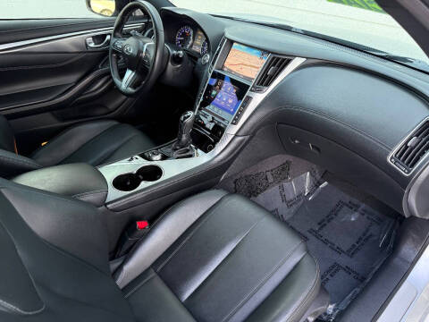 2017 Infiniti Q60 3.0T Premium