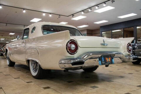 1957 Ford Thunderbird