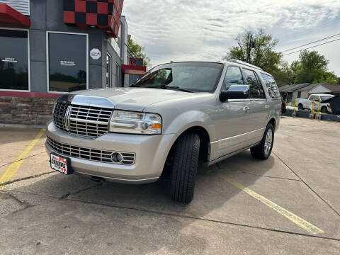 2007 Lincoln Navigator for sale at Chema's Autos & Tires in Tyler TX