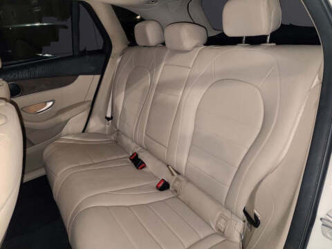 2021 Mercedes-Benz GLC GLC 300