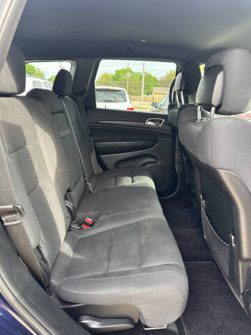 2017 Jeep Grand Cherokee Laredo