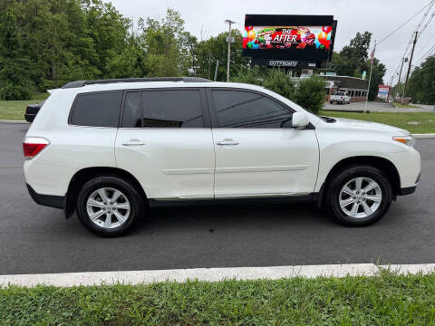 2012 Toyota Highlander SE