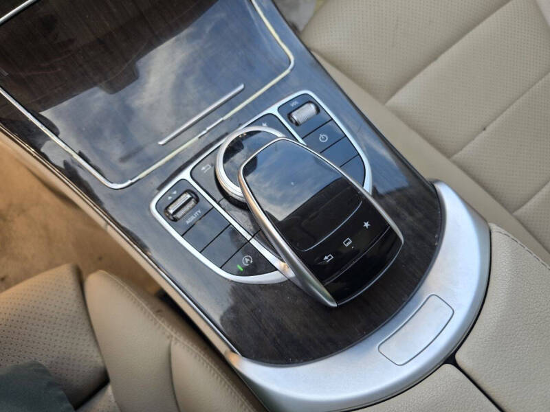 2015 Mercedes-Benz C-Class C 300