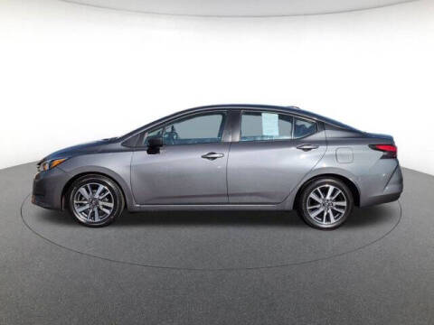 2023 Nissan Versa SV