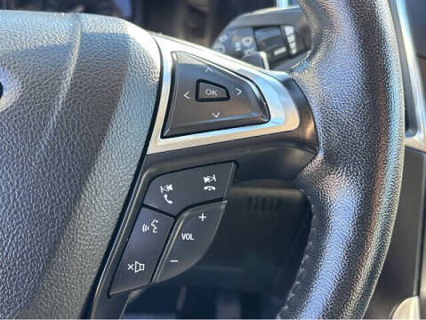 2021 Ford Edge Titanium