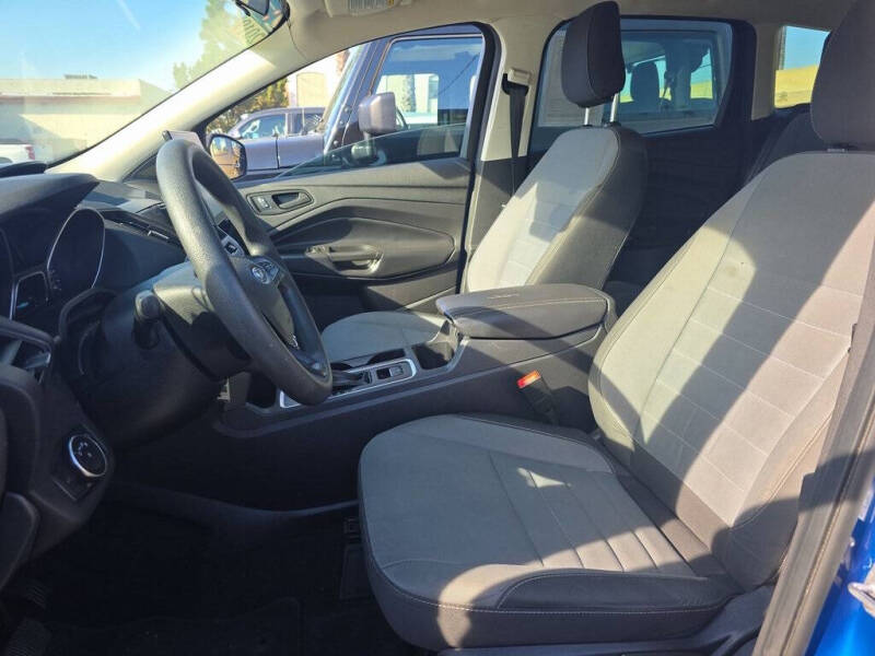 2019 Ford Escape S