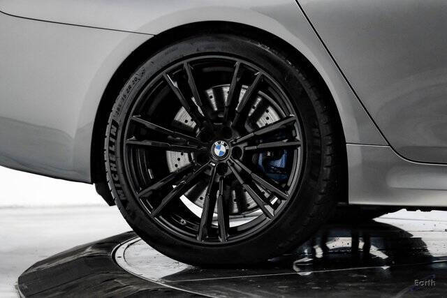 2022 BMW M5