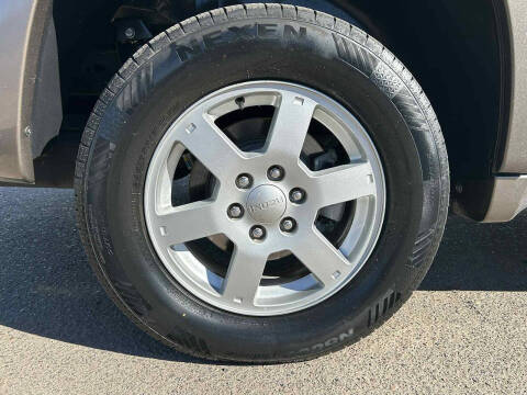 2005 Isuzu Ascender LS 5 Passenger