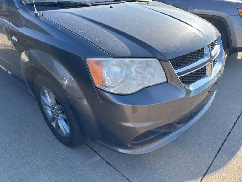 2014 Dodge Grand Caravan SE 30th Anniversary