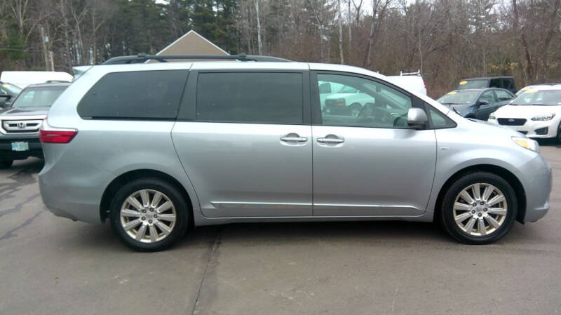 2017 Toyota Sienna for sale at Mark's Discount Truck & Auto in Londonderry NH