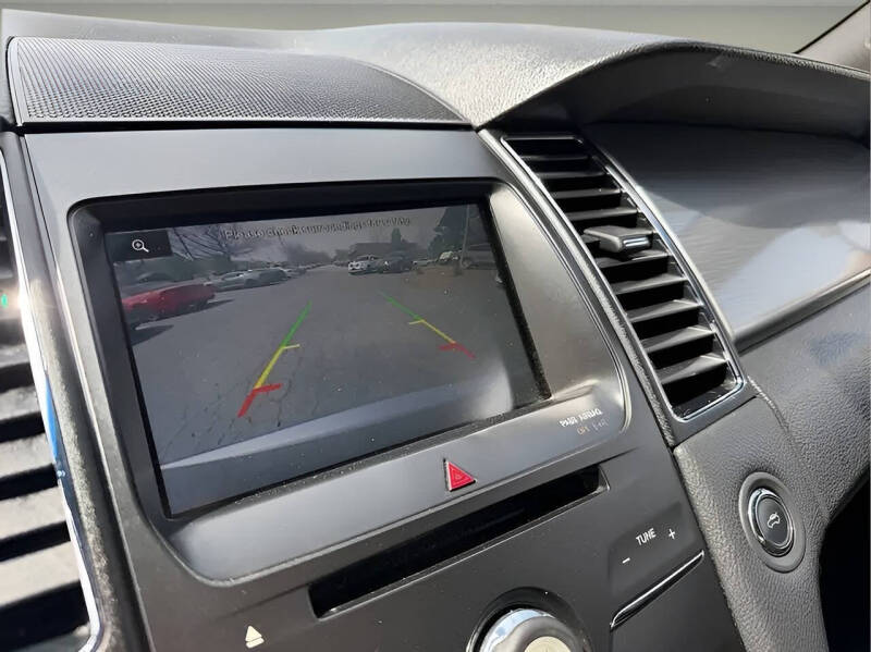2014 Ford Taurus SEL