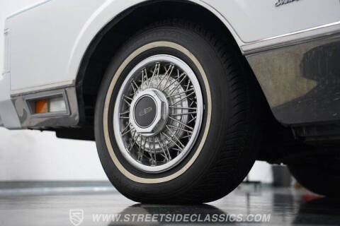 1985 Lincoln Town Car