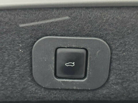 2018 Lincoln Continental Select