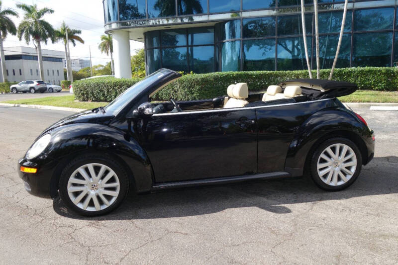 2008 Volkswagen New Beetle Convertible for sale at SR Motorsport in Pompano Beach FL