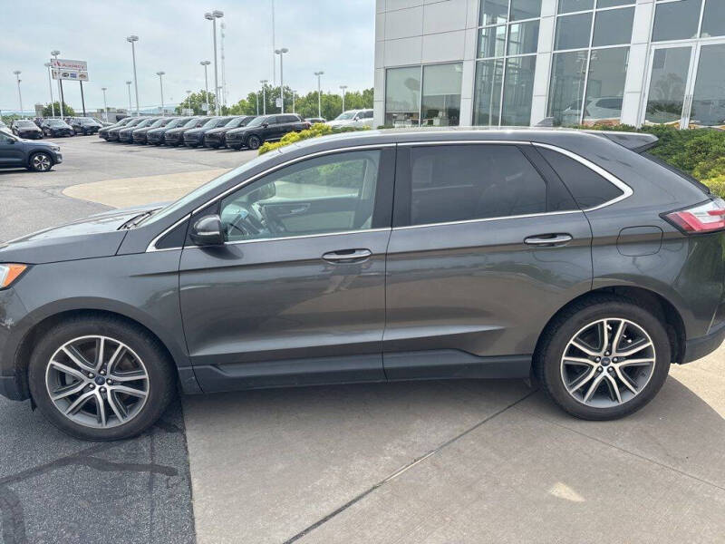 2019 Ford Edge Titanium