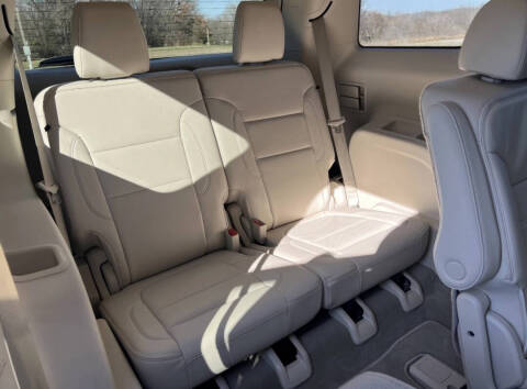 2020 GMC Acadia Denali