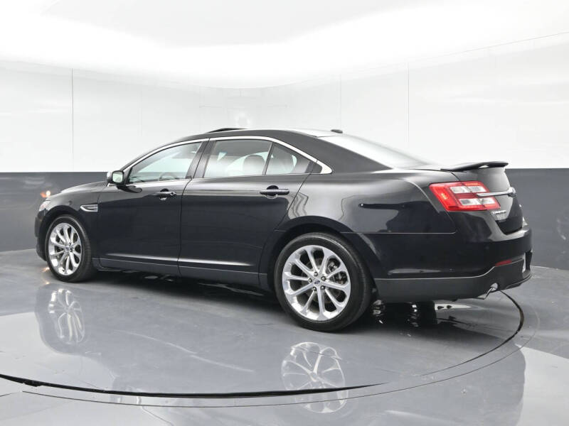 2019 Ford Taurus Limited