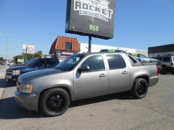 2009 Chevrolet Avalanche for sale at Rocket Car sales in Covina CA