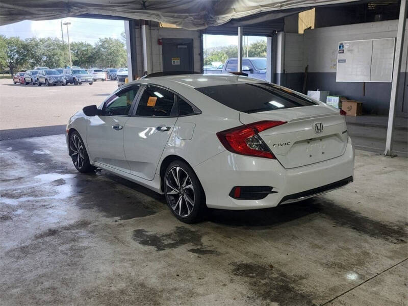 2020 Honda Civic Touring