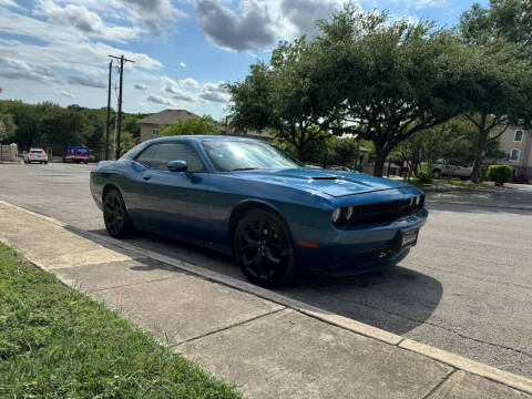 2020 Dodge Challenger SXT