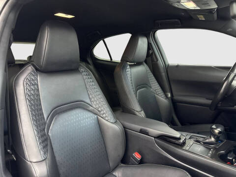 2021 Lexus UX 200