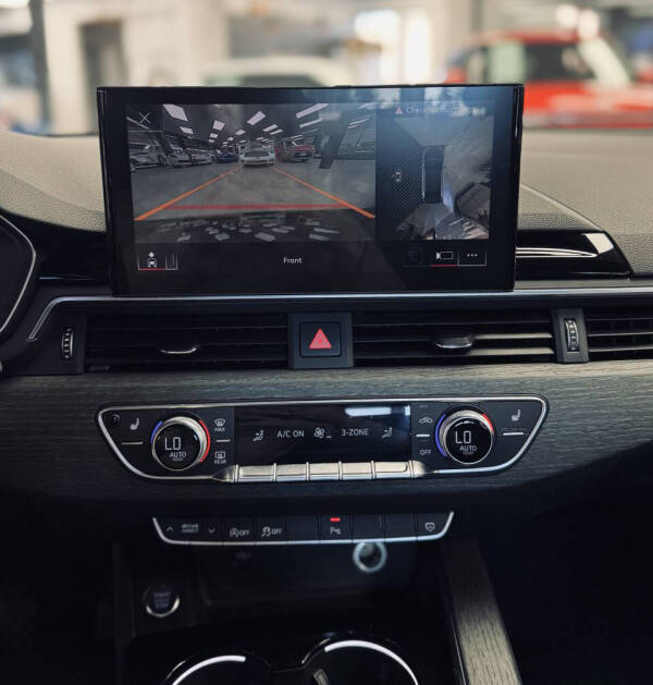 2022 Audi A4 quattro S line Prem Plus 45 TFSI