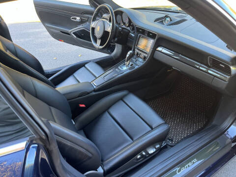 2015 Porsche 911 Carrera