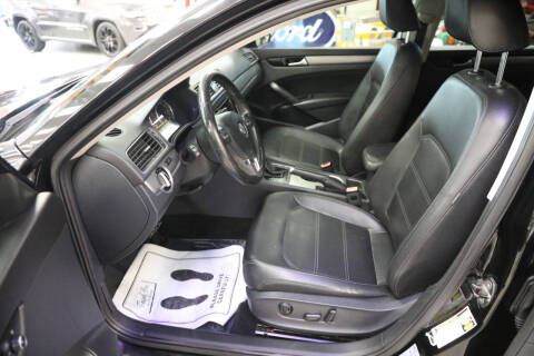 2014 Volkswagen Passat 1.8T SE PZEV