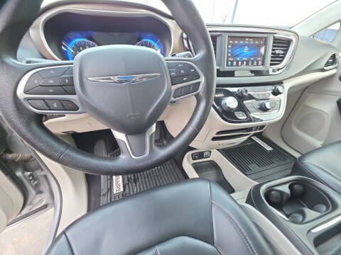 2020 Chrysler Voyager LXi